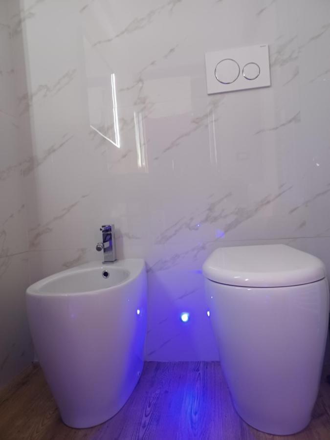All'1 Di Rajno' Relaxing Aparthotel Lecce Exterior foto
